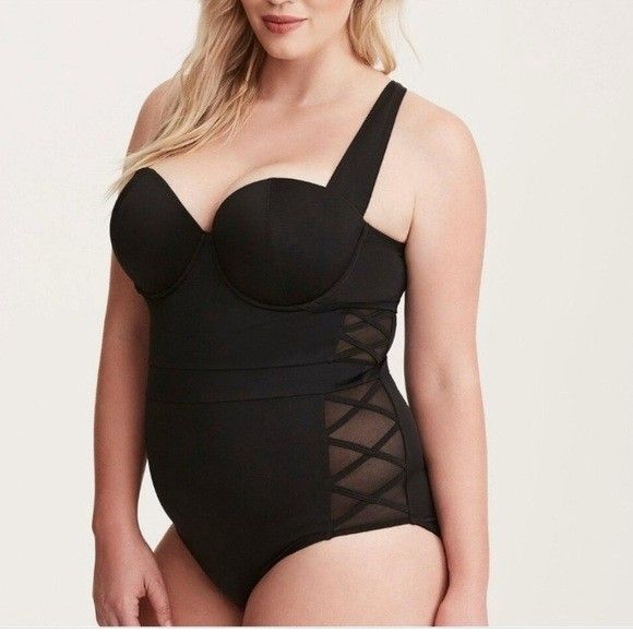 Other - Torrid Swimsuit Size 3x Lattice Mesh Side Underwire Bra 1-Piece Black Swim Suit